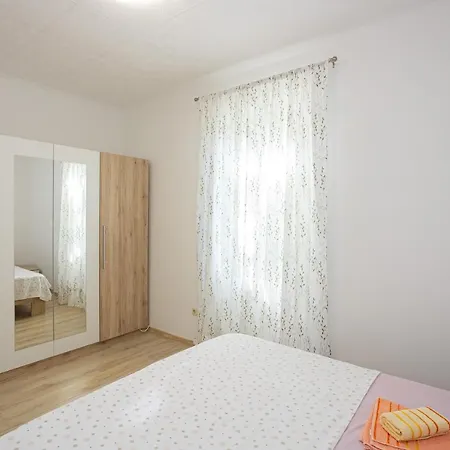 Appartement Toni *