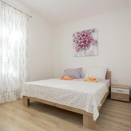 Апартаменти Toni Спліт