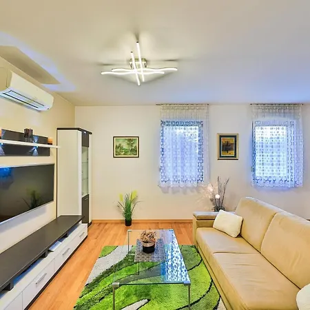 Apartman Toni Апартаменты